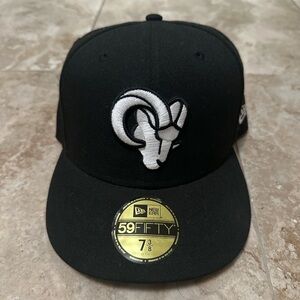 Los Angeles Rams Fitted Hat – 59FIFTY Size 7 3/8 (Black/White)